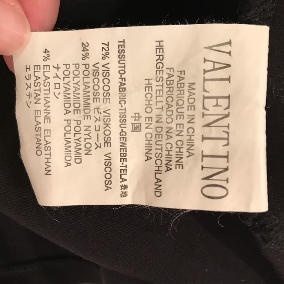 RED VALENTINO Sleeveless Black Dress - Picture 5 of 8